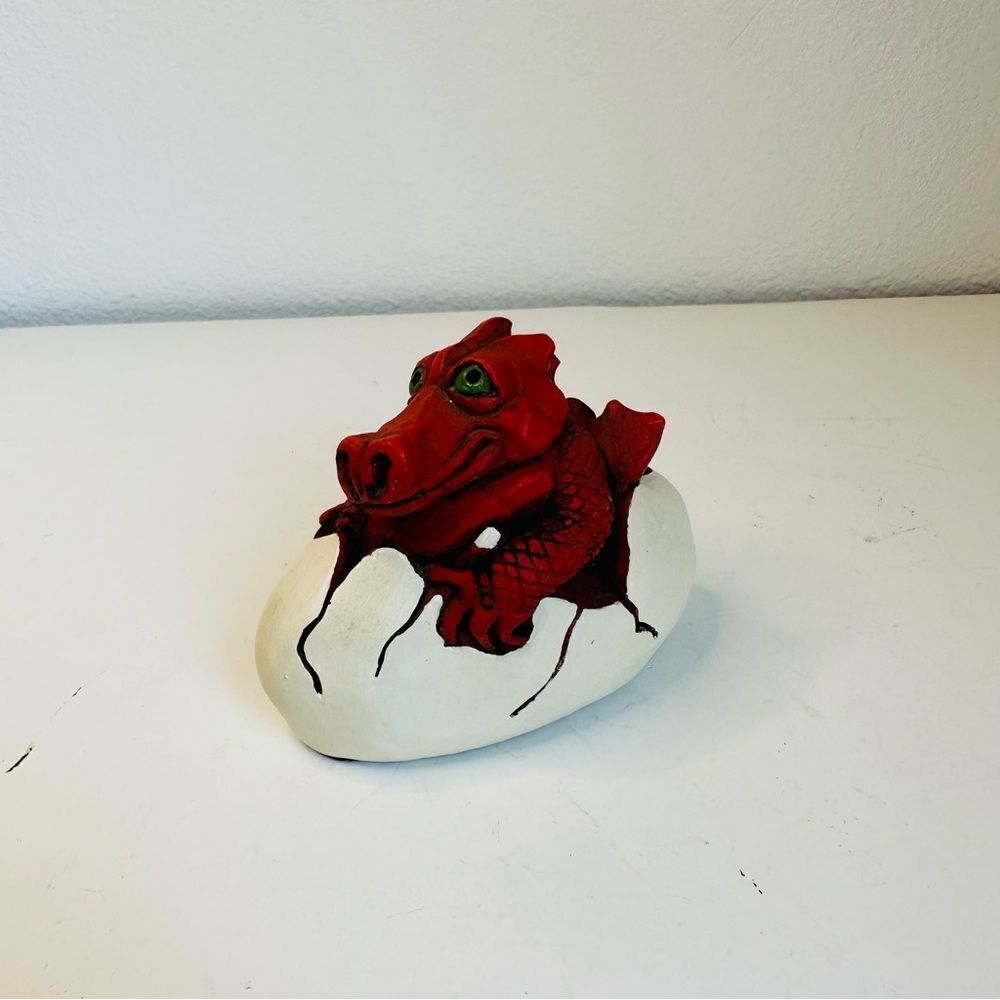 Red Dragon‎ Hatching From Egg Fantasy Figure Resin 5x3.5